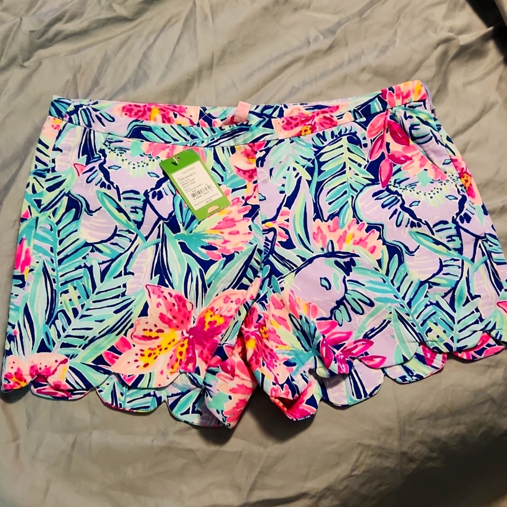 Lilly Pulitzer Scalloped Edge Shorts NWT